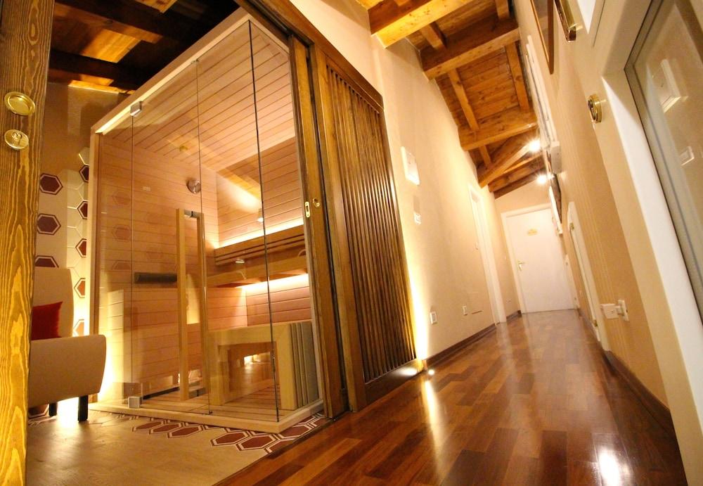 Casa Miramonte Hotel โบโลญญา ภายนอก รูปภาพ