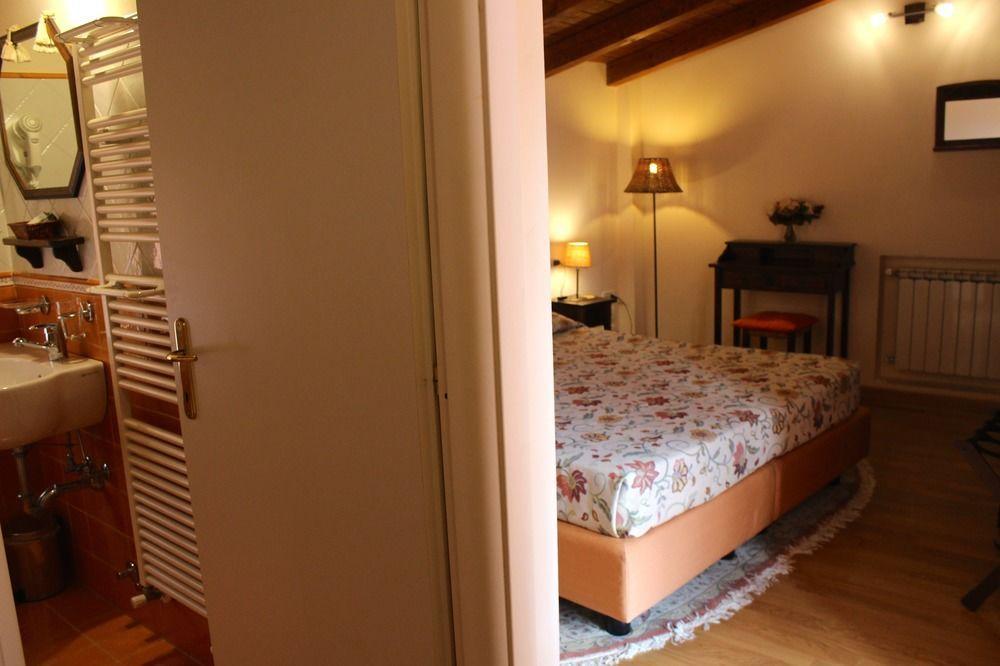 Casa Miramonte Hotel โบโลญญา ภายนอก รูปภาพ