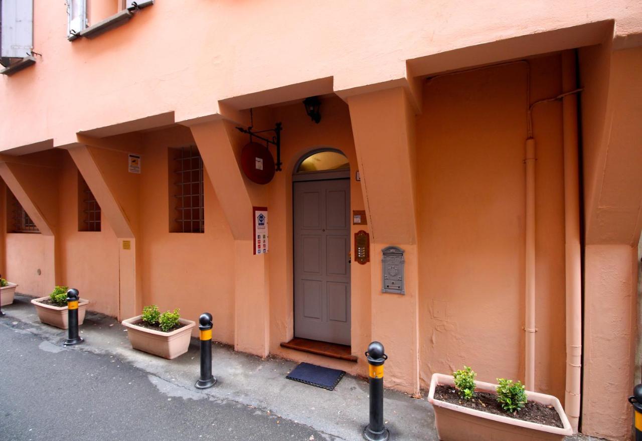 Casa Miramonte Hotel โบโลญญา ภายนอก รูปภาพ